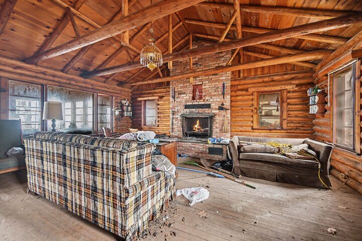 Property Photo:  1812 Morning Glory Lane  MI 49408 