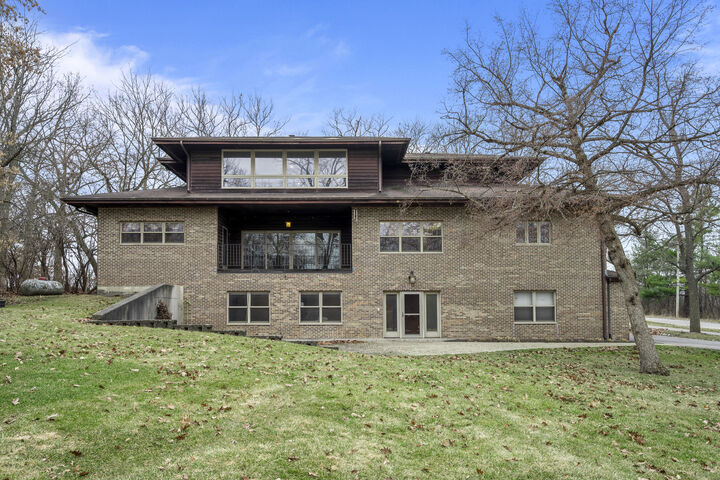 Property Photo: 32981 N River Road IL 60048