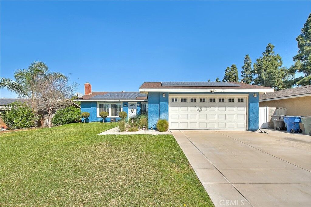 Property Photo:  3043 E Merion  CA 91761 