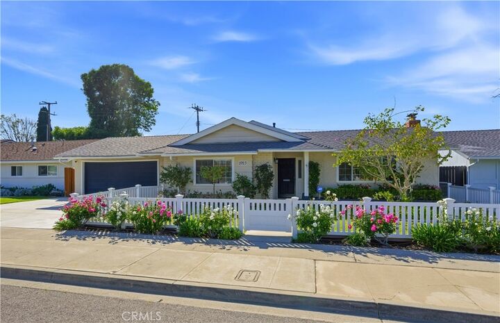 Property Photo: 2723 Cibola Avenue CA 92626