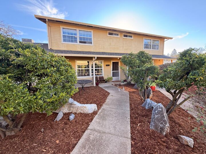 Property Photo: 494 Surrey Court CA 95247