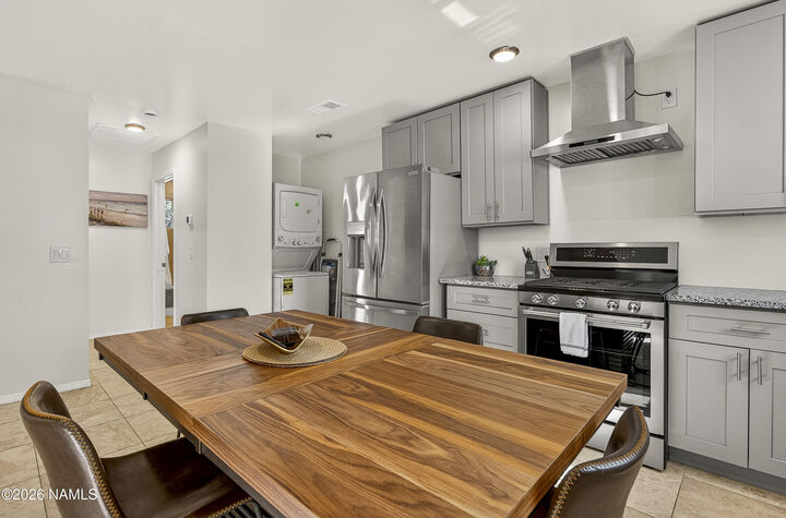 Property Photo:  2800 N Ellen Street 2  AZ 86004 