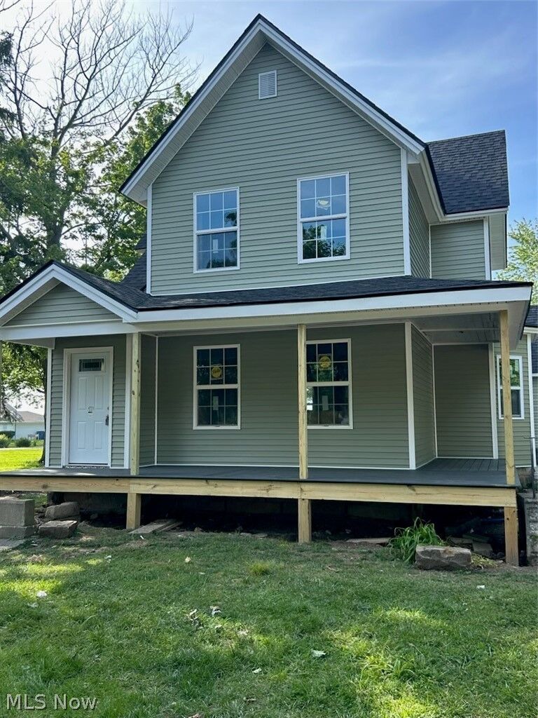 Property Photo:  2912 W Erie Avenue  OH 44053 