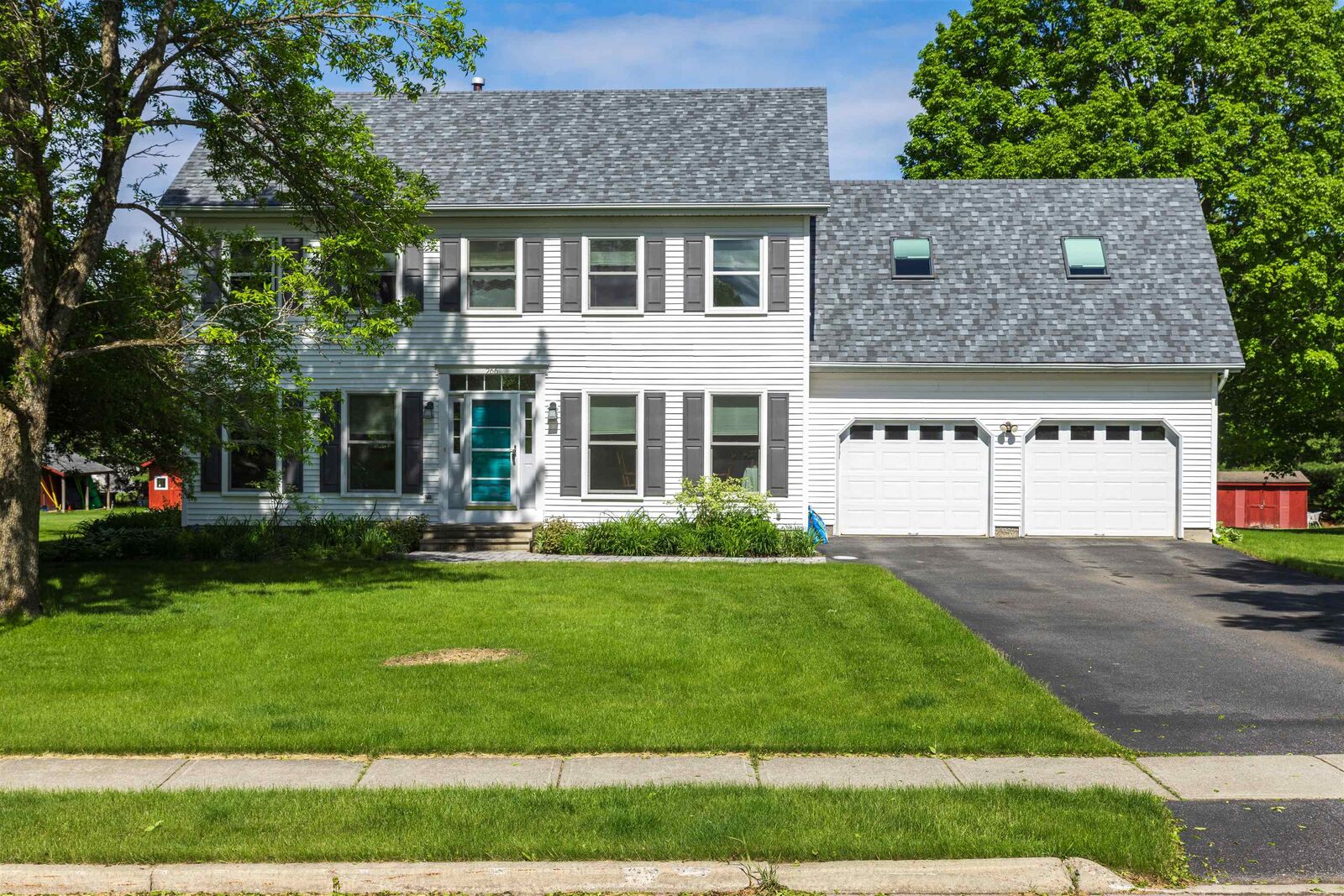 Property Photo:  266 Isham Circle  VT 05495 