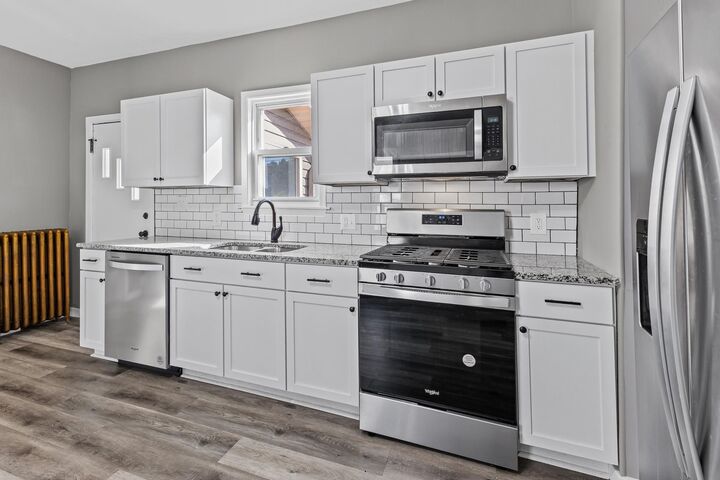 Property Photo: 610 Charles Avenue MN 55103