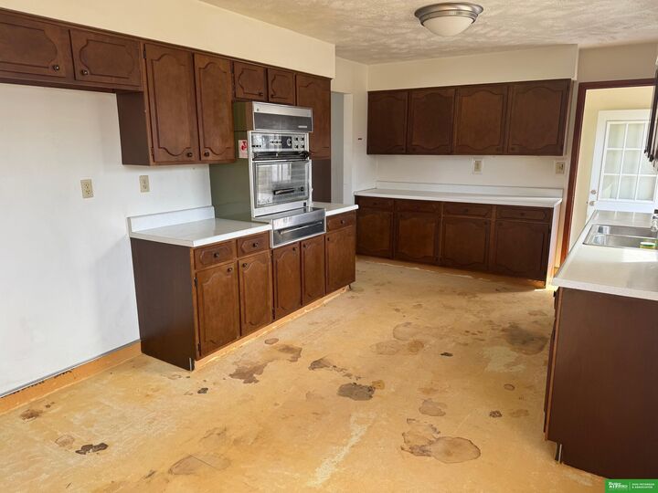 Property Photo:  815 P Street  NE 68061 