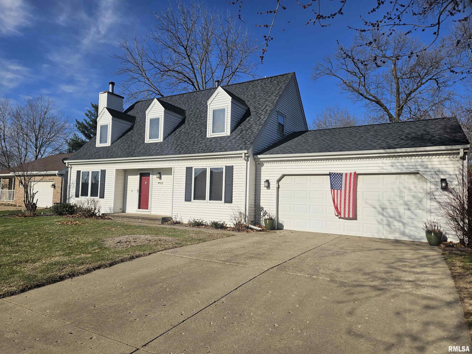 Property Photo:  9913 W Guinivere Drive  IL 61547 