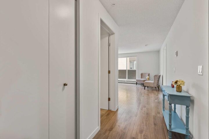 Photo de la propriété:  1920 11 Avenue SW 206  AB T3C 0N9 