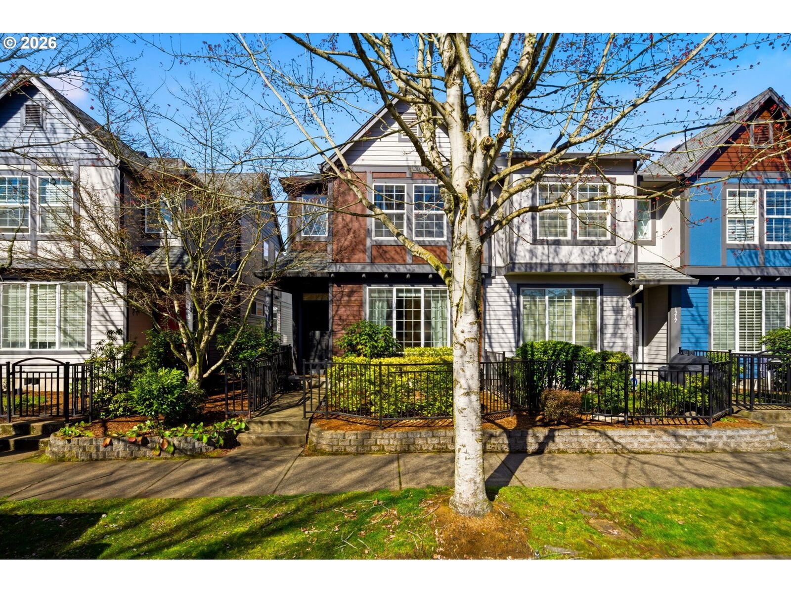 Property Photo: 1211 SE Tamango St OR 97123