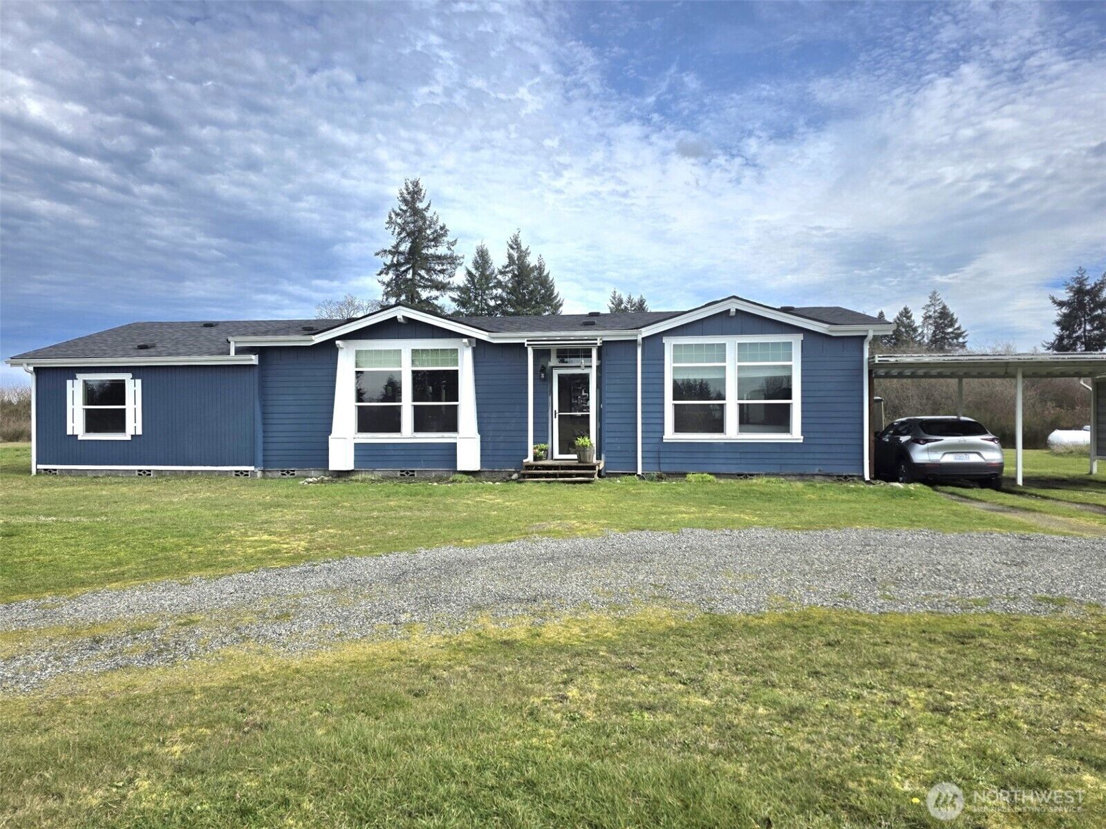 Property Photo: 8905 Canal Road SE WA 98597