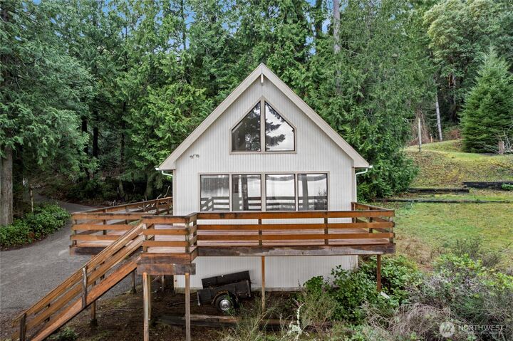 Property Photo:  909  Lorenz Road NW  WA 98349 