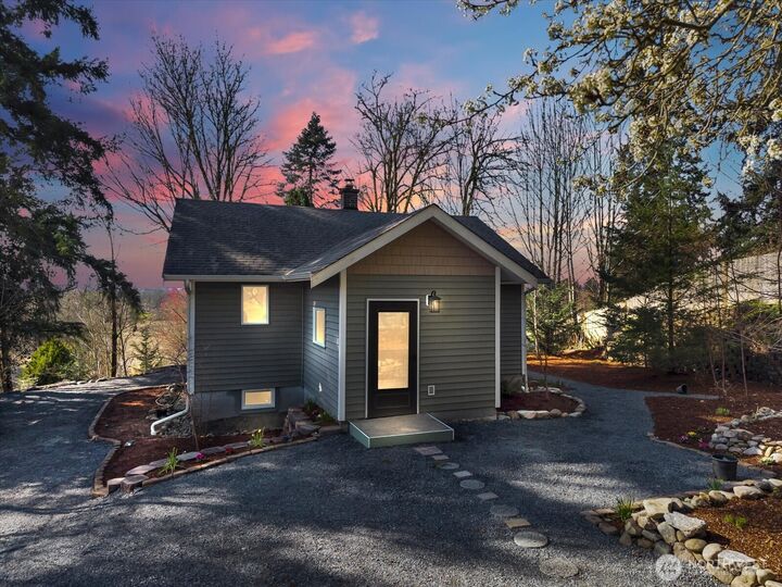 Property Photo:  1819  Sunnyside Boulevard  WA 98258 