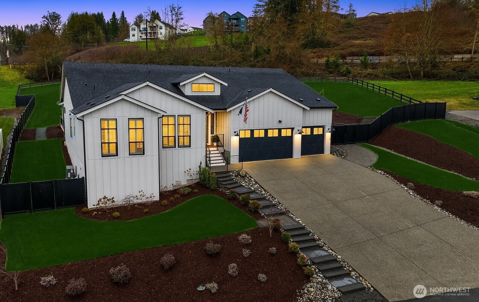 Property Photo:  15912  201st Place SE  WA 98272 