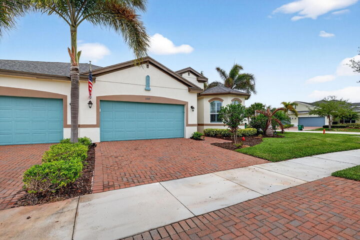 Property Photo:  11021 Sunrise Lake Drive  FL 34987 