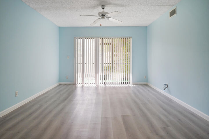 Property Photo:  10204 Mangrove Drive 103  FL 33437 