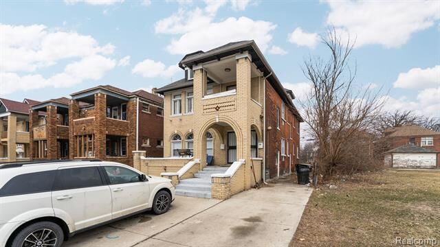 Property Photo:  3222 Richton Street  MI 48206 