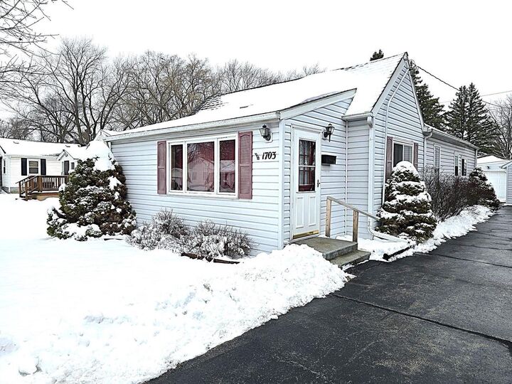 Property Photo:  1703 Bayliss Avenue  WI 53511 