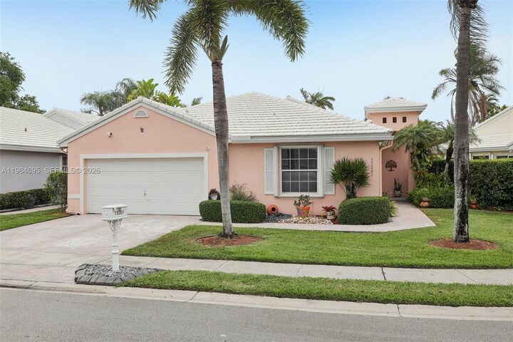 Property Photo: 15201 S Wilshire Cir S FL 33027