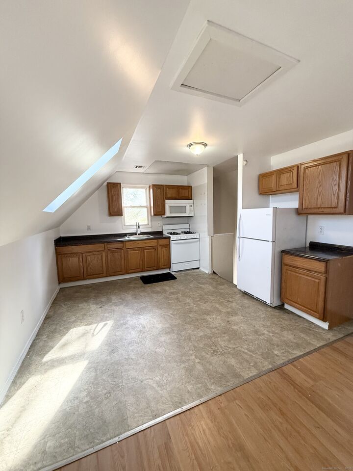 Property Photo:  342 Exchange Street  CT 06513 