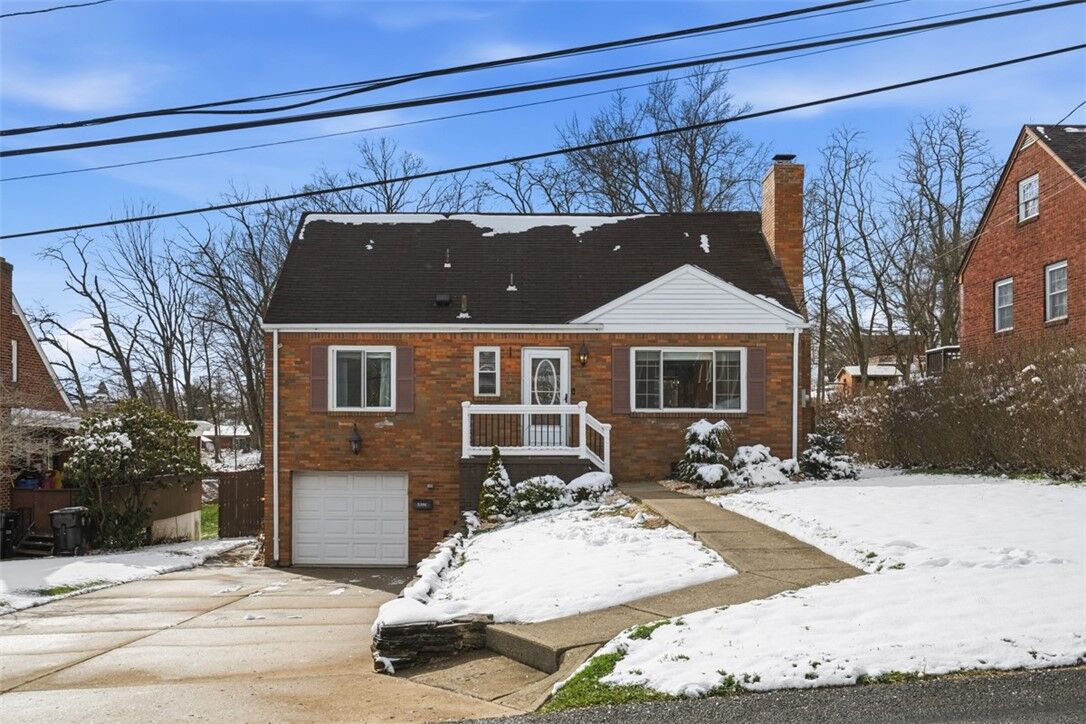 Property Photo:  5386 Pennsylvania S  PA 15102 