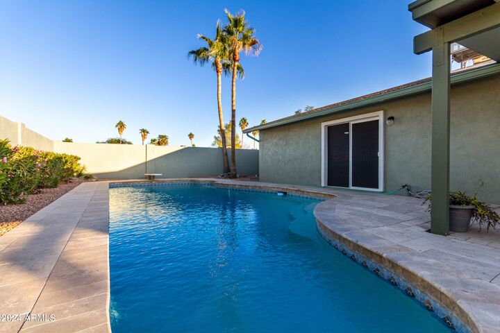Property Photo:  902 W Curry Street  AZ 85225 
