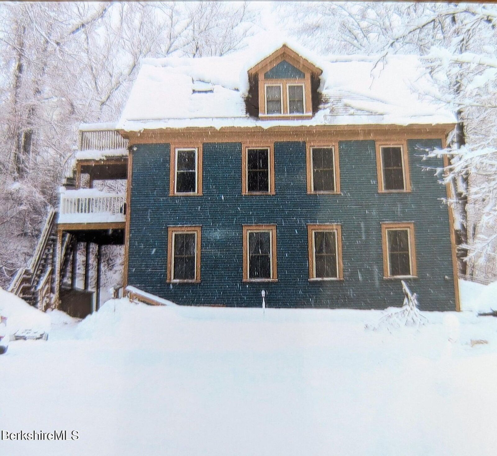 Property Photo:  1 Pebble St B  MA 01247 