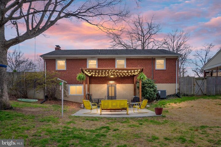 Property Photo: 6714 Ruskin Street VA 22150