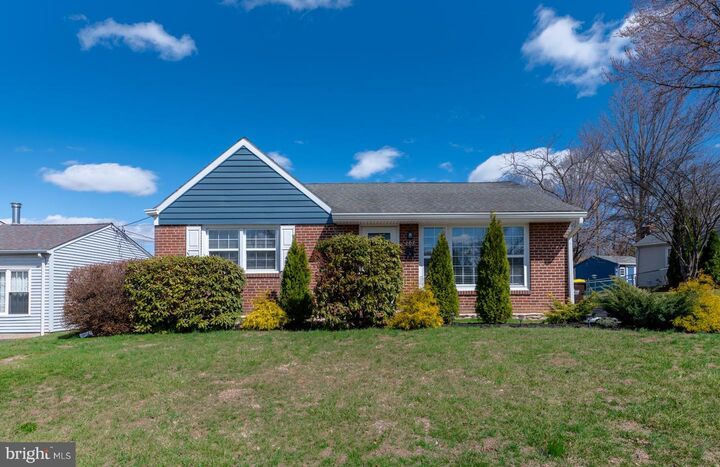 Property Photo:  107 Valleyview Road  PA 19401 