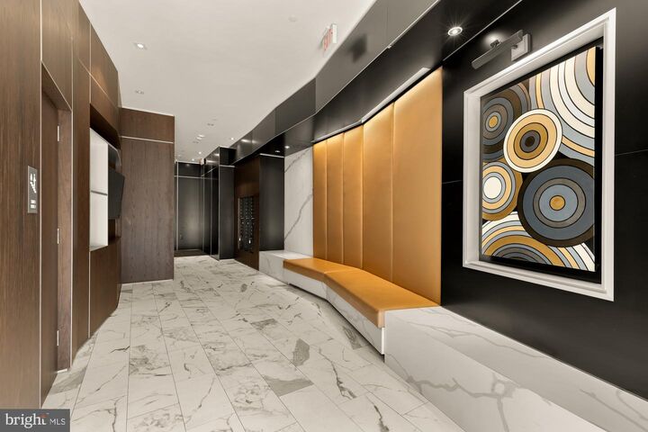 Property Photo:  646 H Street NE 503  DC 20002 