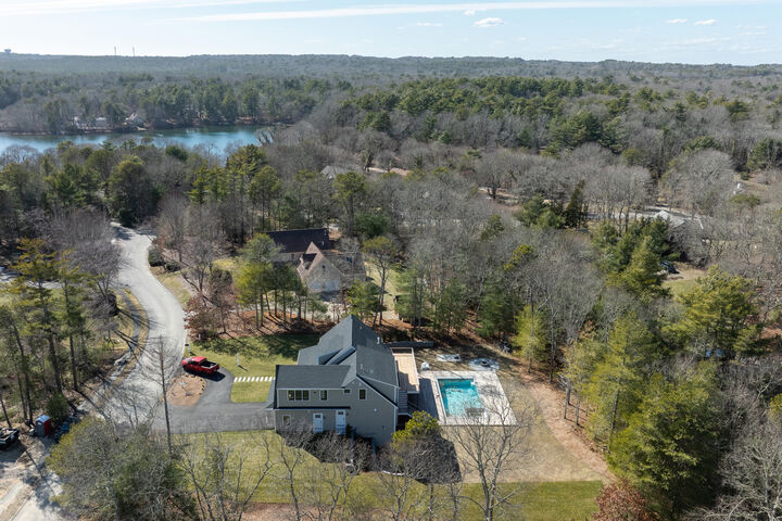 Property Photo:  10 Dawson Way  MA 02536 