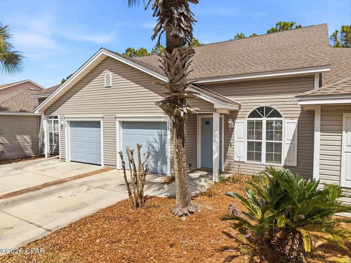 Property Photo: 125 Park Place FL 32413