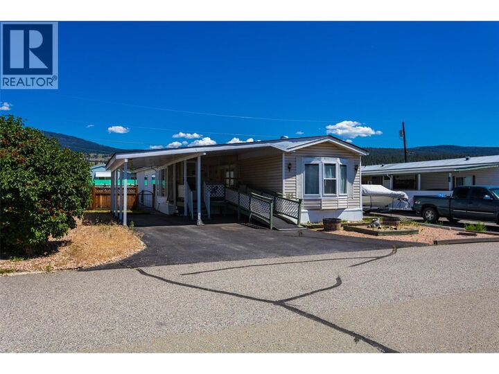 Property Photo: 720 Commonwealth Road 136 BC V4V 1R8