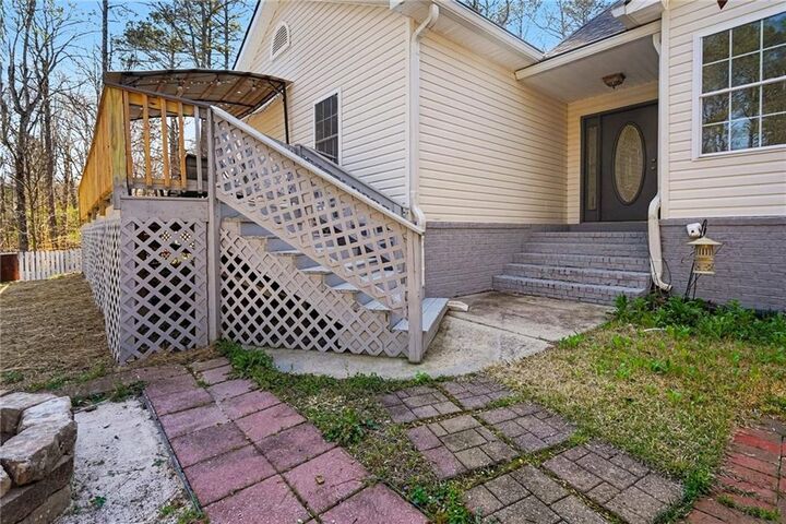 Property Photo:  526 Antioch Church Road  GA 30175 
