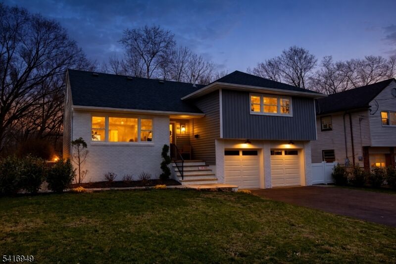 Property Photo:  10 Maplewood Ave  NJ 07040 