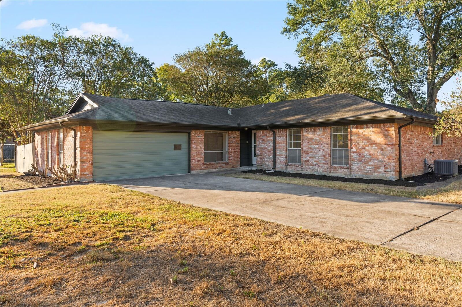 Property Photo:  19415 Enchanted Oaks Drive  TX 77388 