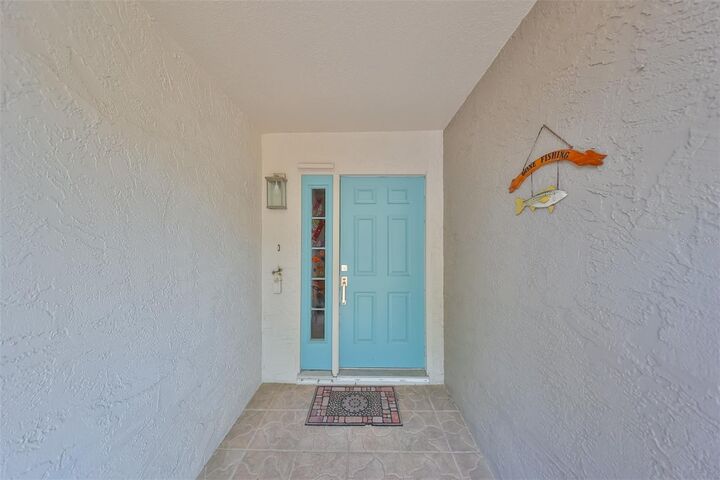 Property Photo: 521 Pinellas Bayway S 202 FL 33715