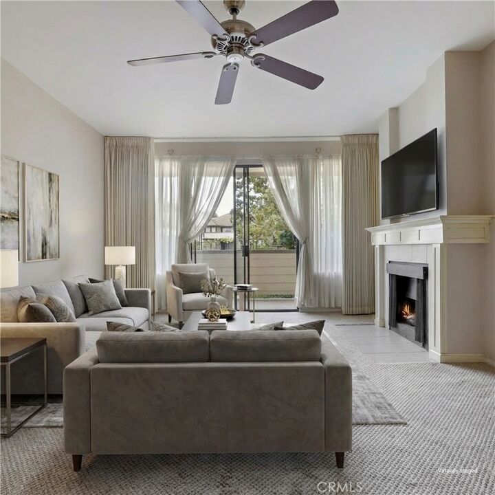 Property Photo:  2571 Plaza Del Amo 209  CA 90503 