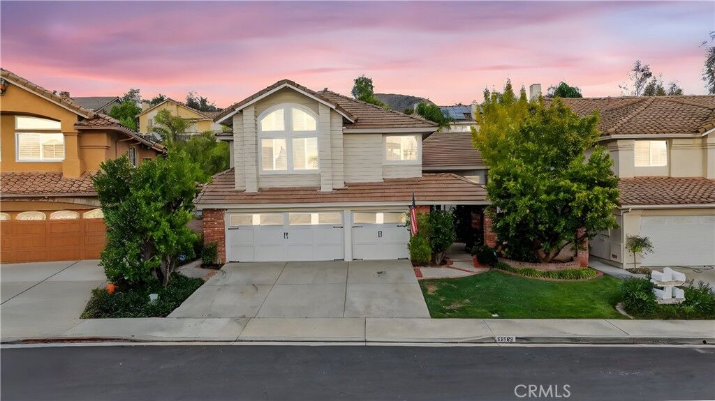 Property Photo: 21352 Silvertree Lane CA 92679