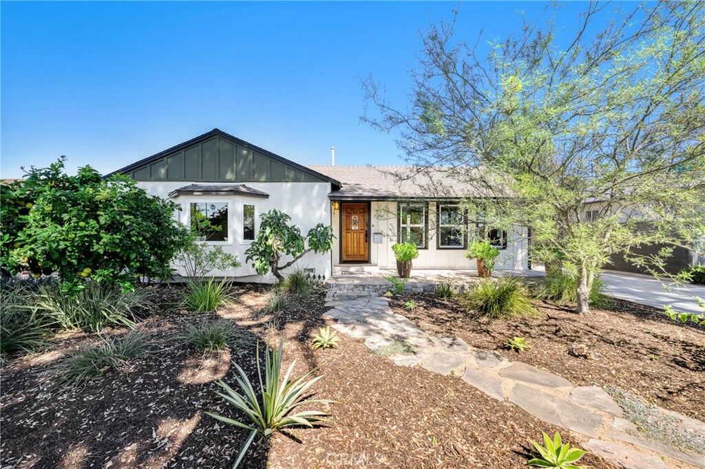 Property Photo:  1245 Riverside Drive  CA 92831 