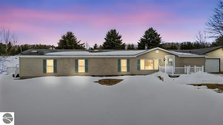 Property Photo: 305 N Advance Road MI 49727