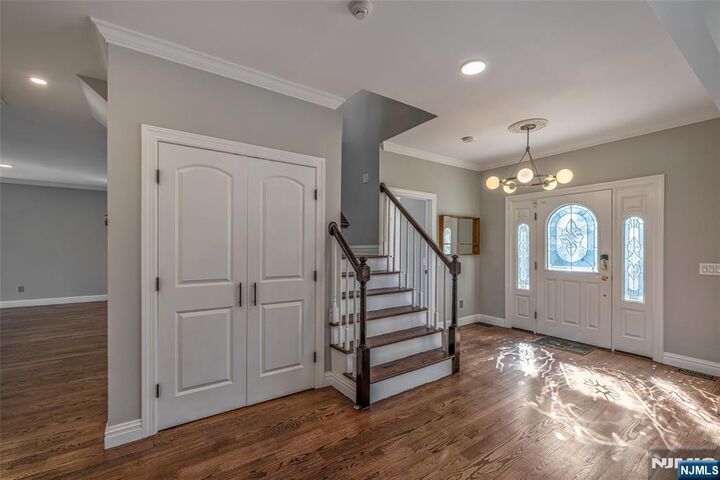 Property Photo:  33 Country Club Road  NJ 07670 