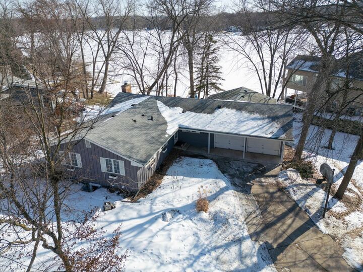 Property Photo:  313 Maple Island Road  MN 55306 