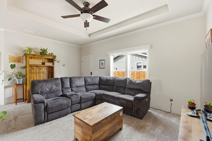 Property Photo:  658 NE Shoshone Drive  OR 97756 