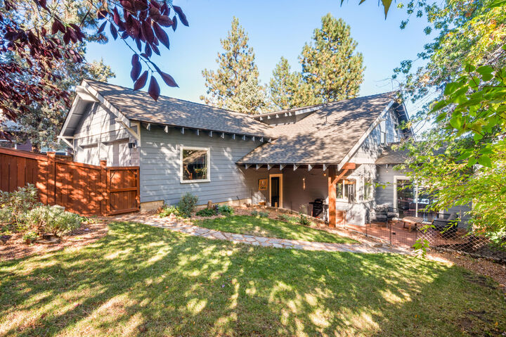Property Photo:  3039 NW Craftsman Drive  OR 97703 