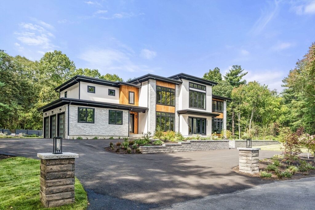 Property Photo:  68 Locust Lane  MA 02492 