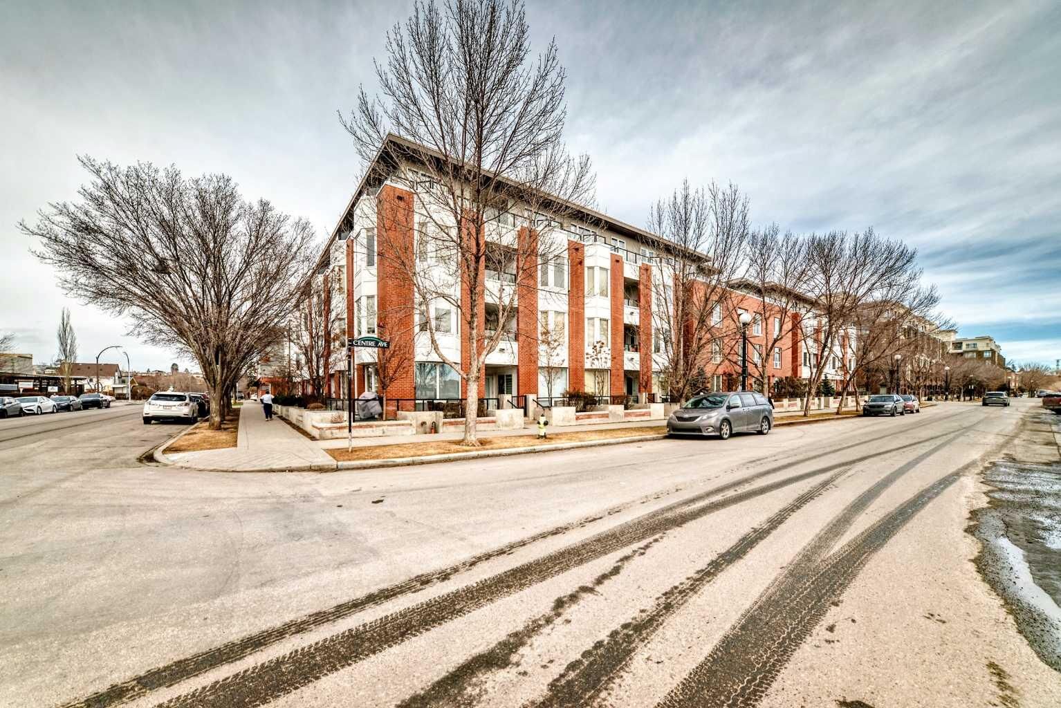 Property Photo:  830 Centre Avenue NE 204  AB T2E 9C3 