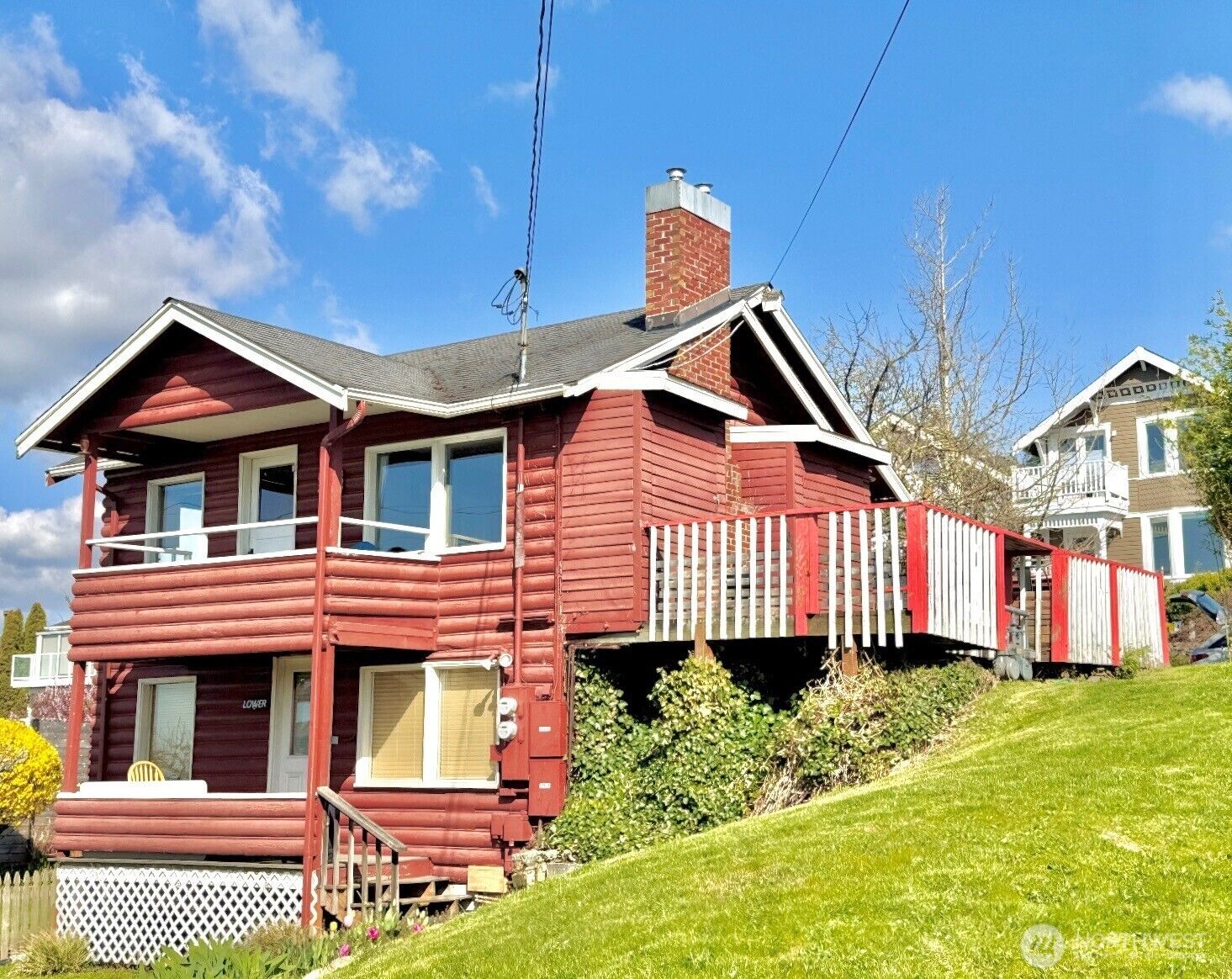 Property Photo:  522  12th Street  WA 98225 