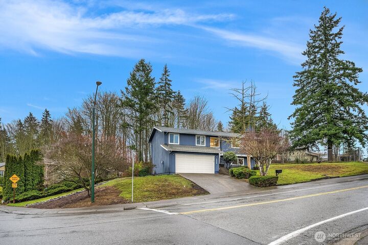 Property Photo:  13203 SE 164th Street  WA 98058 