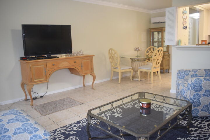 Property Photo:  315 Preston  FL 33434 