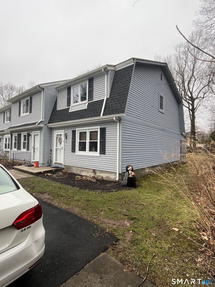 Property Photo:  161 Cosey Beach Road Apt 8  CT 06512 